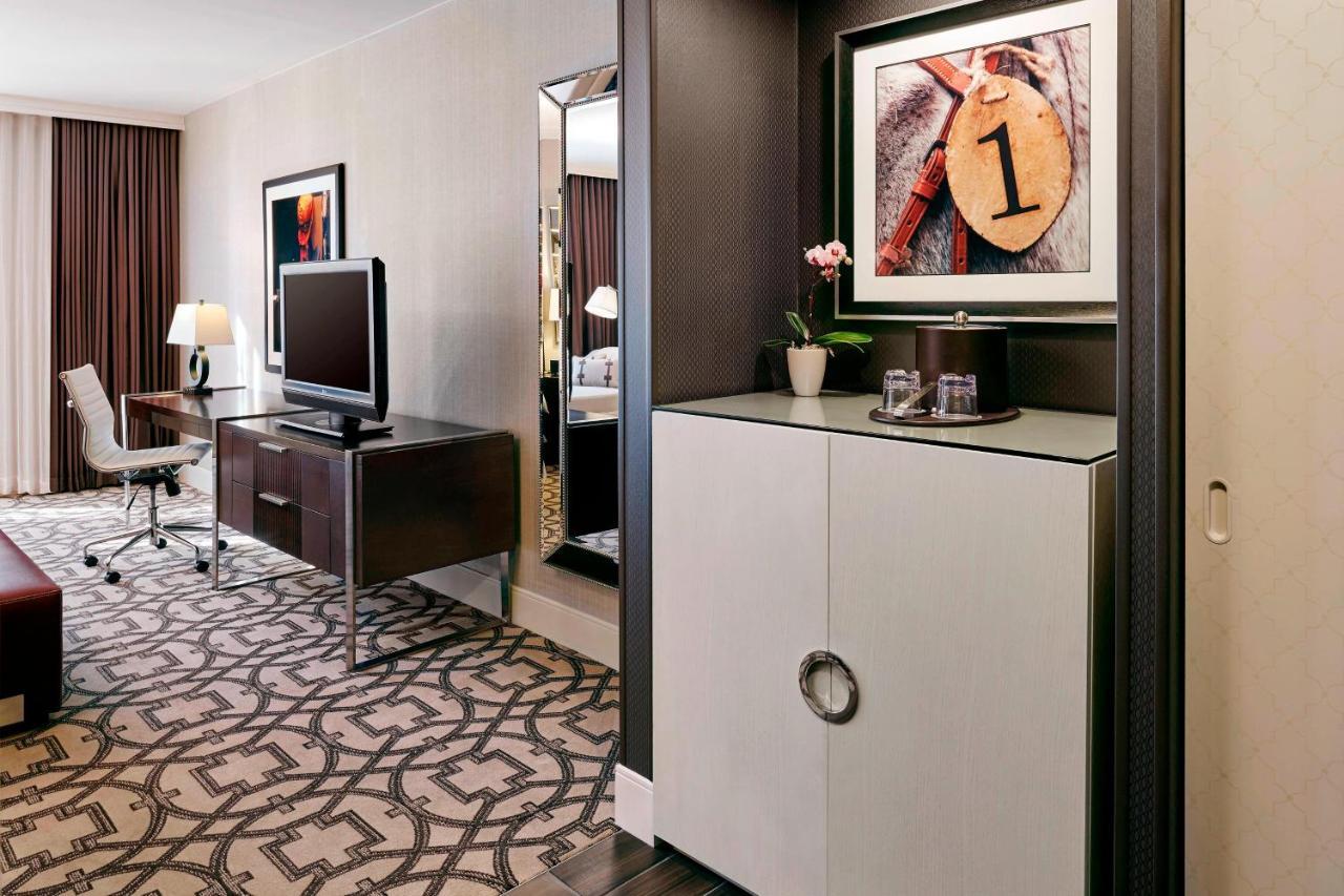 Delta Hotels By Marriott Baltimore Хънт Вали Екстериор снимка