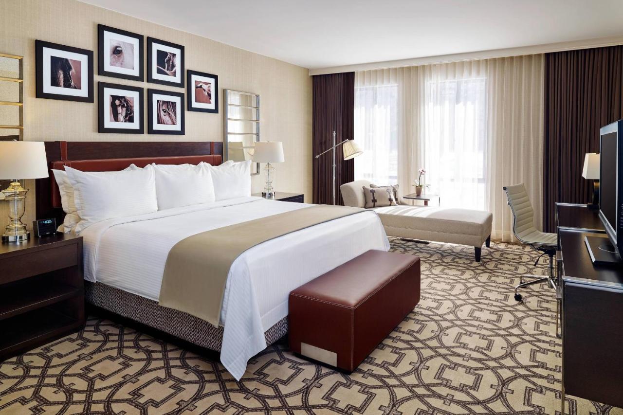 Delta Hotels By Marriott Baltimore Хънт Вали Екстериор снимка