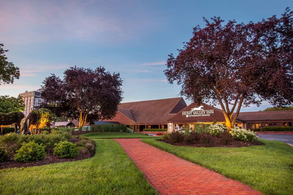 Delta Hotels By Marriott Baltimore Хънт Вали Екстериор снимка