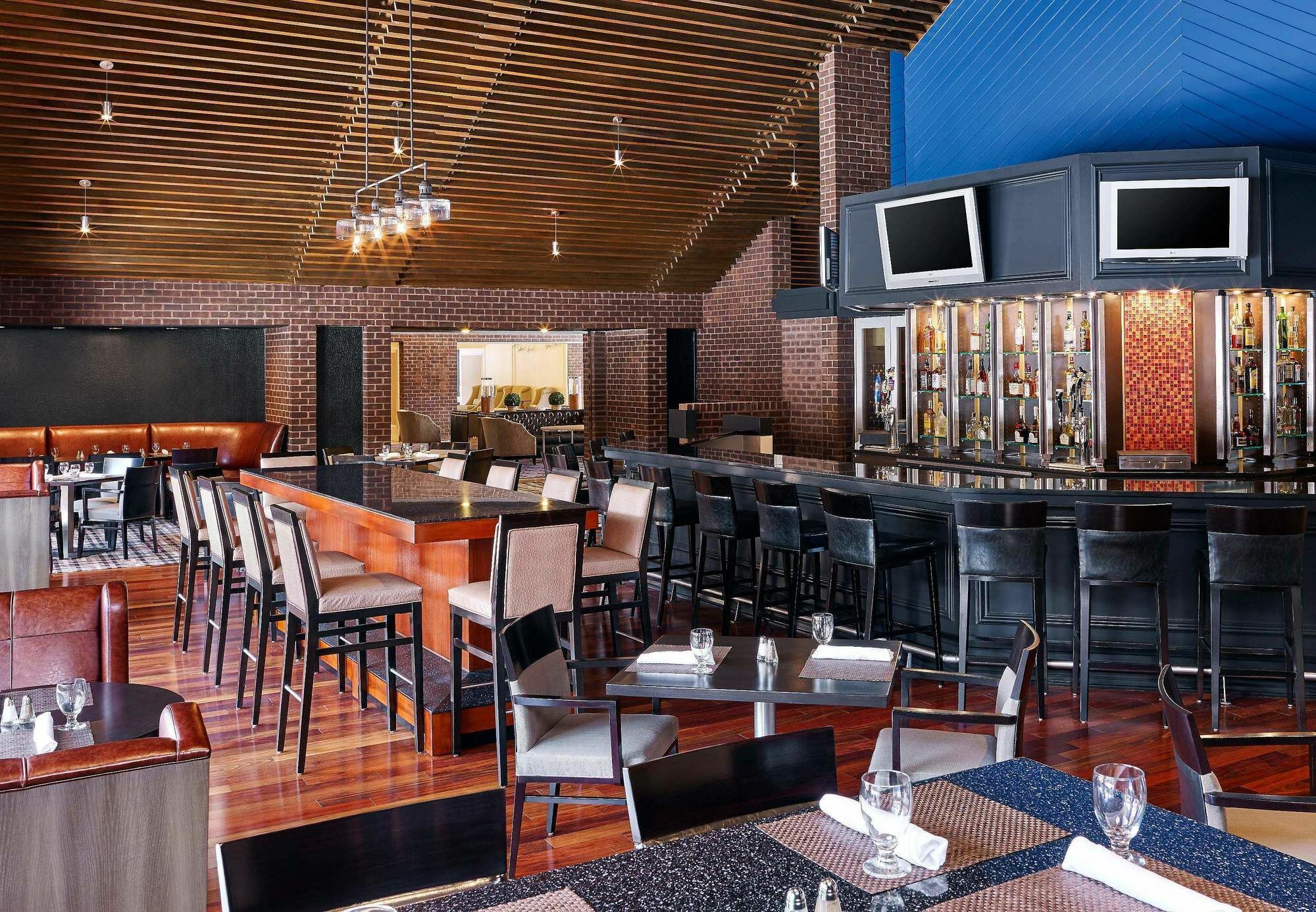 Delta Hotels By Marriott Baltimore Хънт Вали Екстериор снимка